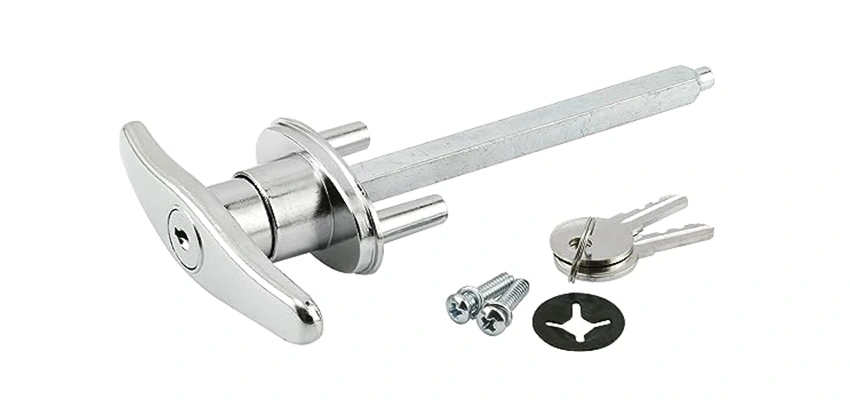 Old Style Garage Door Locks Replacements in Huron, California