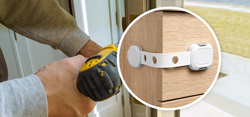 Childproof Sliding Door Locks in Huron, CA